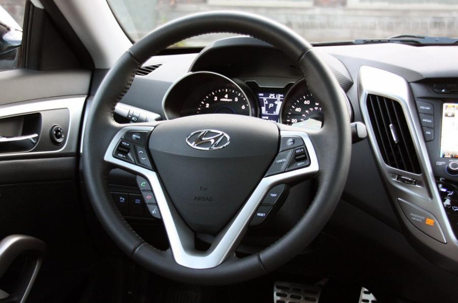  Hyundai Veloster 2011 года  (фото 124 из 184)